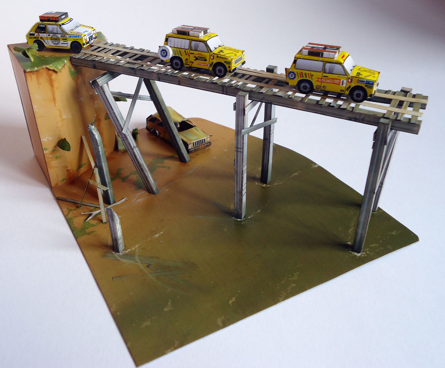 Diorama Trabants south America